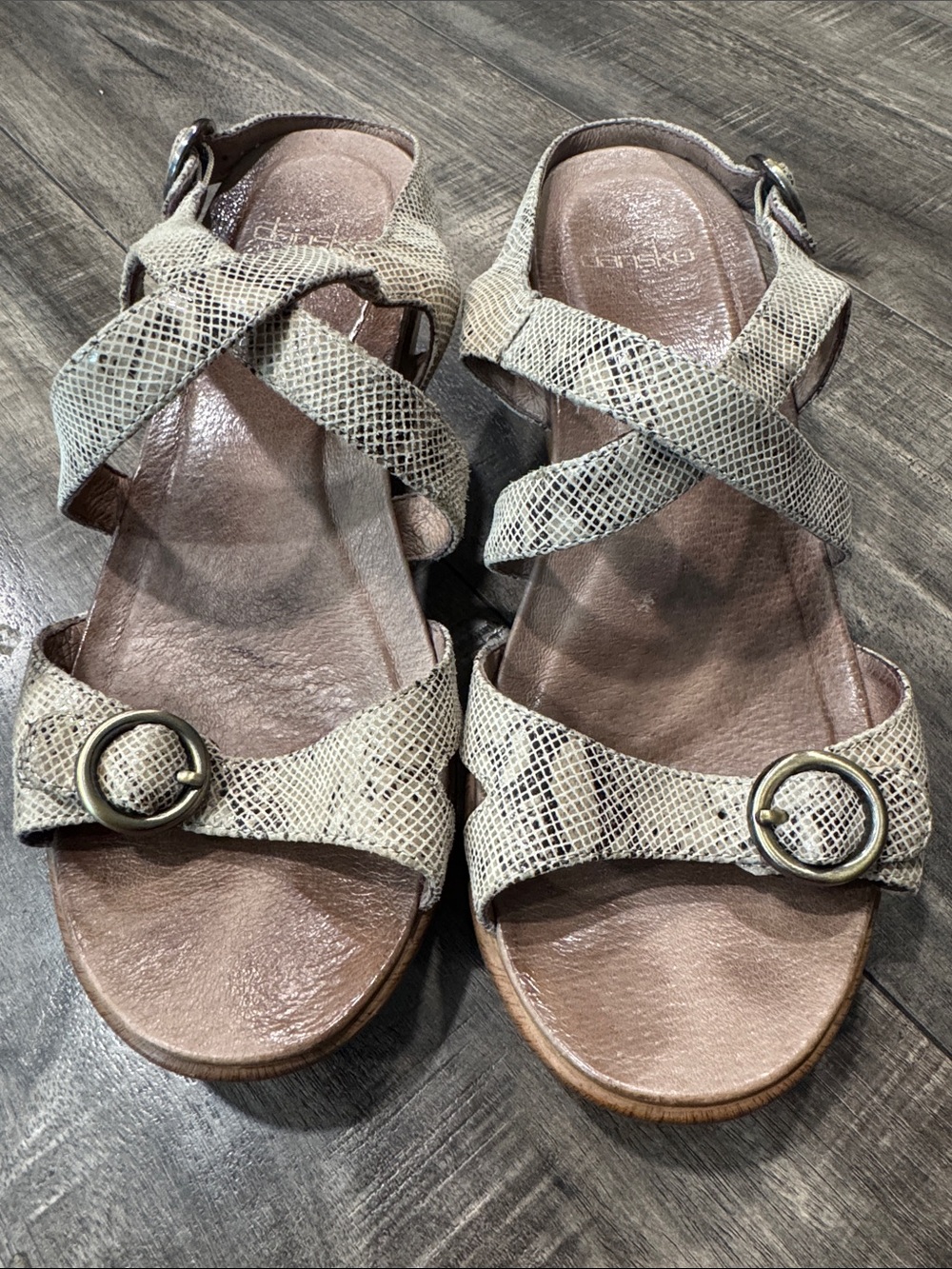 Dansko Julie Sandal Snakeskin Leather Buckle Straps Block Heel Size 38